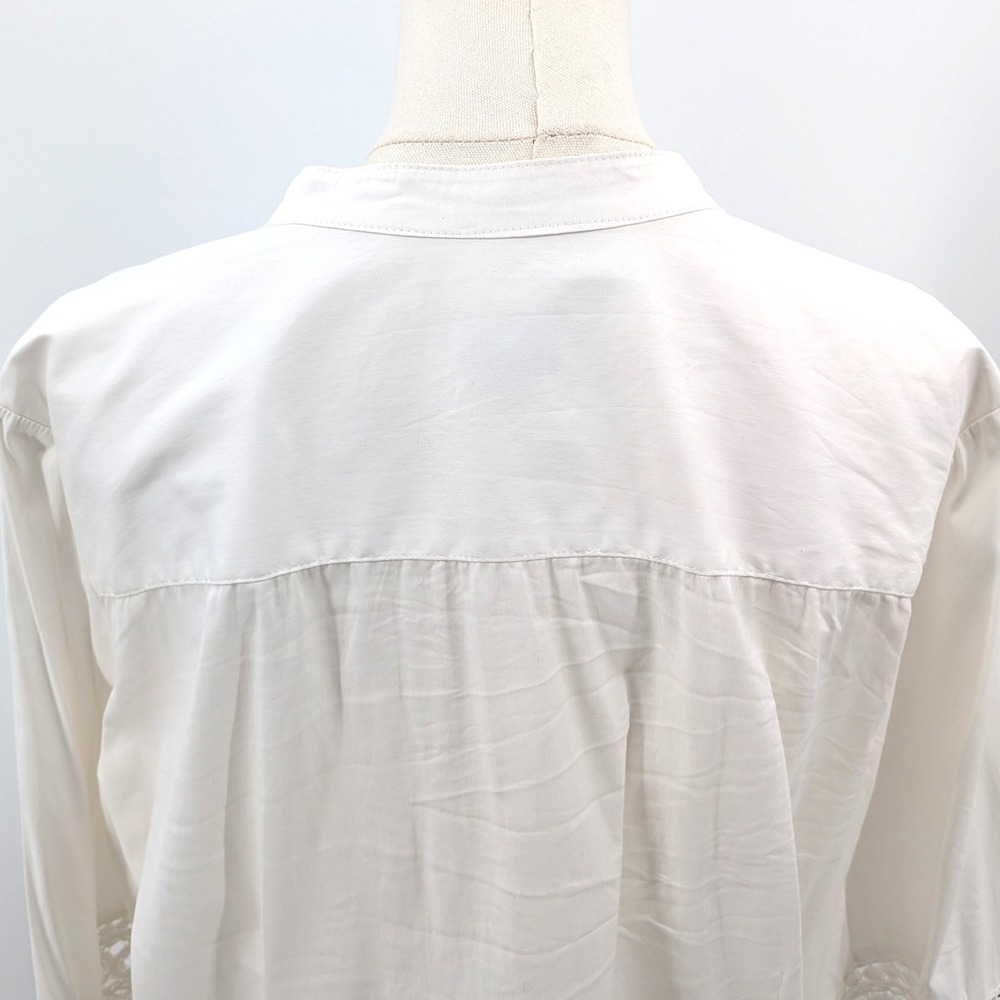 Chico's White Button Front Blouse Lace Sleeve Boho Romantic Lightweight Size 2 - Picture 6 of 10